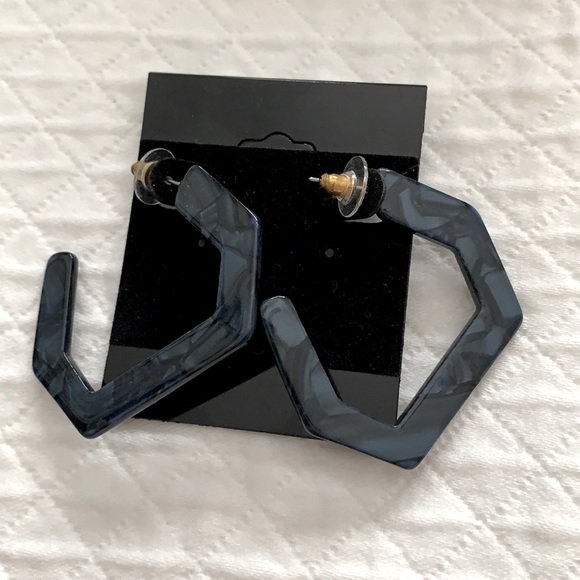 Jewelry - 3for30!! ✨ Dark Blue C-Shape Earrings